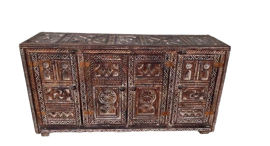 Mama africa cabinet