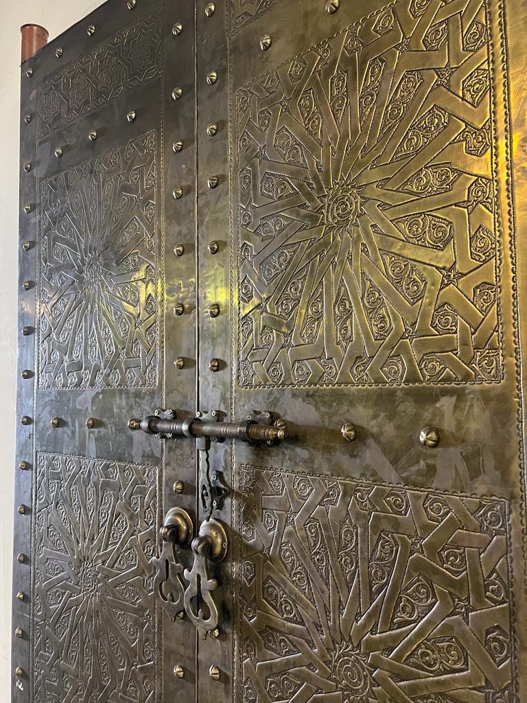 Exquisite Moroccan royal palace extra large palace door carved indoor outdoor brass door with knockers moorish andalusia alhambra door