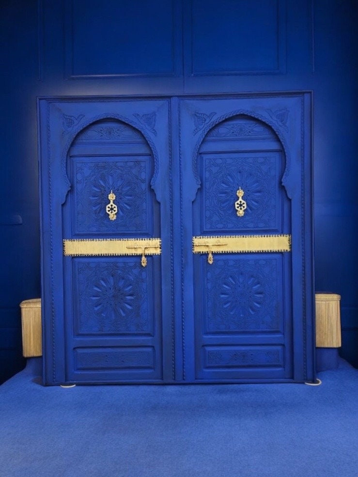 Moroccan Harem blue headboard bed